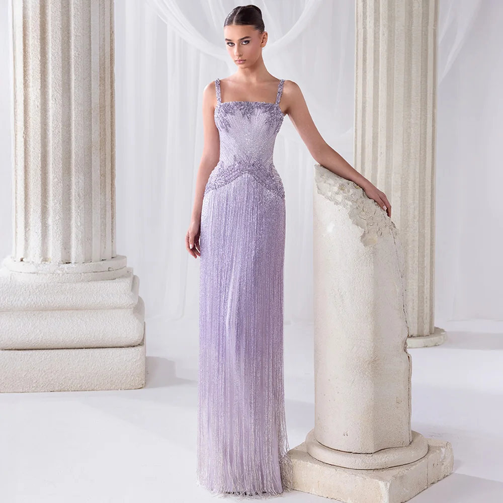 Hochwertiges Perlen- und Paillettenbesetztes Partykleid, trägerlos mit Spaghettiträgern, glitzerndes Abendkleid mit Quasten, maßgeschneidert.