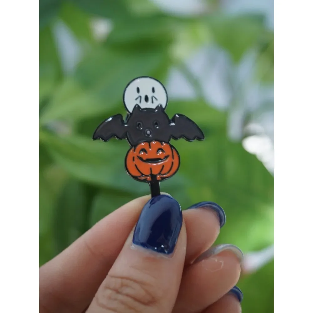 Halloween Ghost Bat zucca smalto Pin fantasma distintivo in metallo spilla Punk per accessori gioielli regali di Halloween