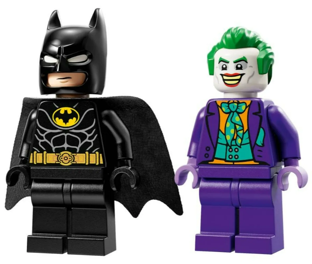 LEGO DC Batmobile: Batman vs. The Joker Chase 76224 Building Toy Set Batman\'s Iconic Vehicle with Weapons and a Minifigure Xmas