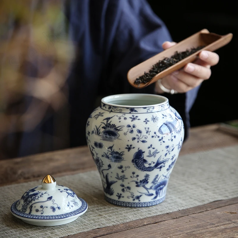 

Painted Fish Decorative Tea Organizer Chinese Sealed Blue and White Porcelain Coffee Beans Tea Container Canister Set Kitchen