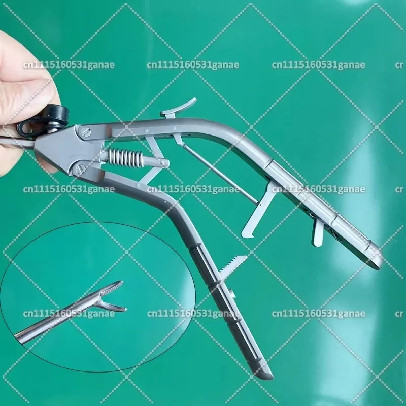 New Laparoscopic Gun type Needle holder/straight head/curved head Titanium alloy material