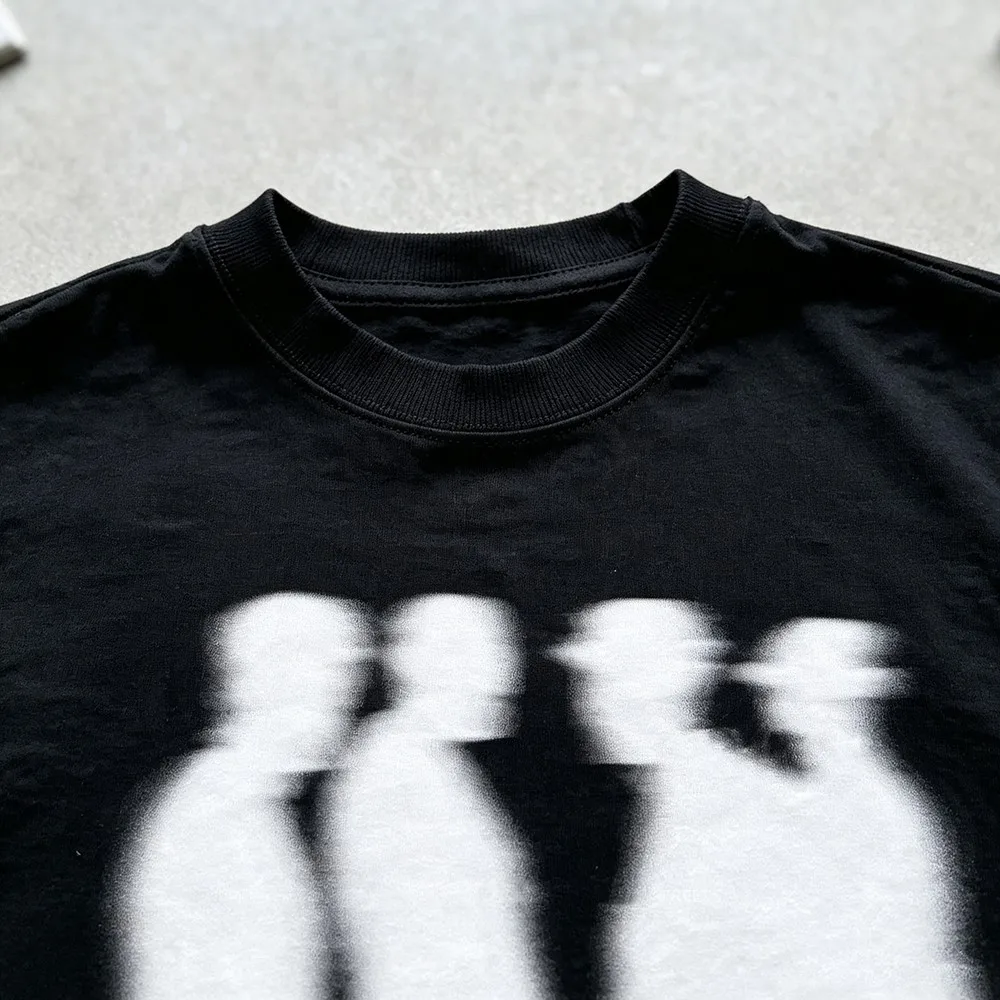 Blurry Silhouette Street Vibe Graphic T‑Shirt, Unisex Crew Neck Short Sleeve Tee, Minimalist Urban Street Art Print Loose Casual Streetwear Tops party wear vintage graphic soft fabric graphic unisex crew neck