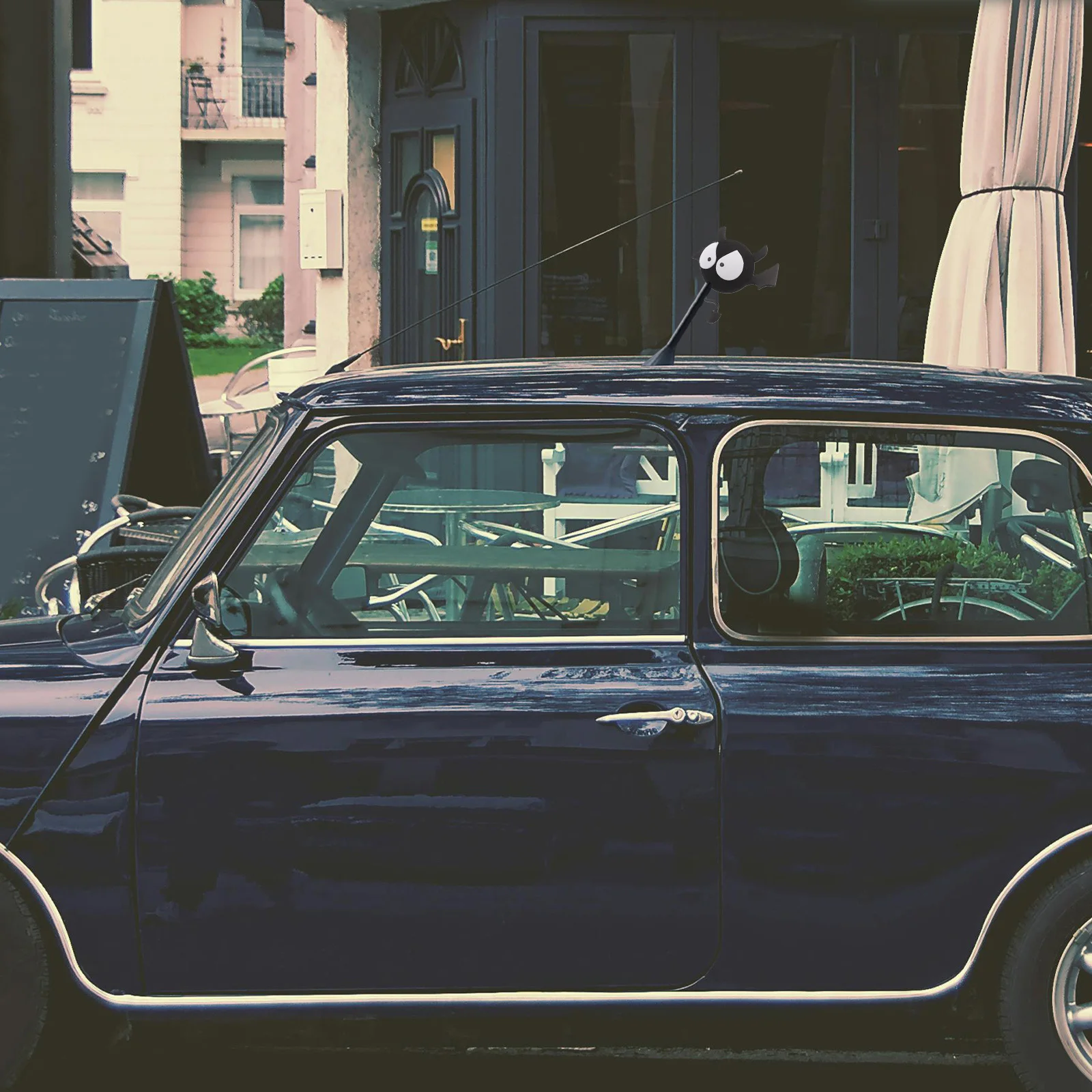 

Unique Car Topper Charm Eva Material Easy Install Universal Fit Enhanced Signal Vehicle Roof Decoration Cartoon Design