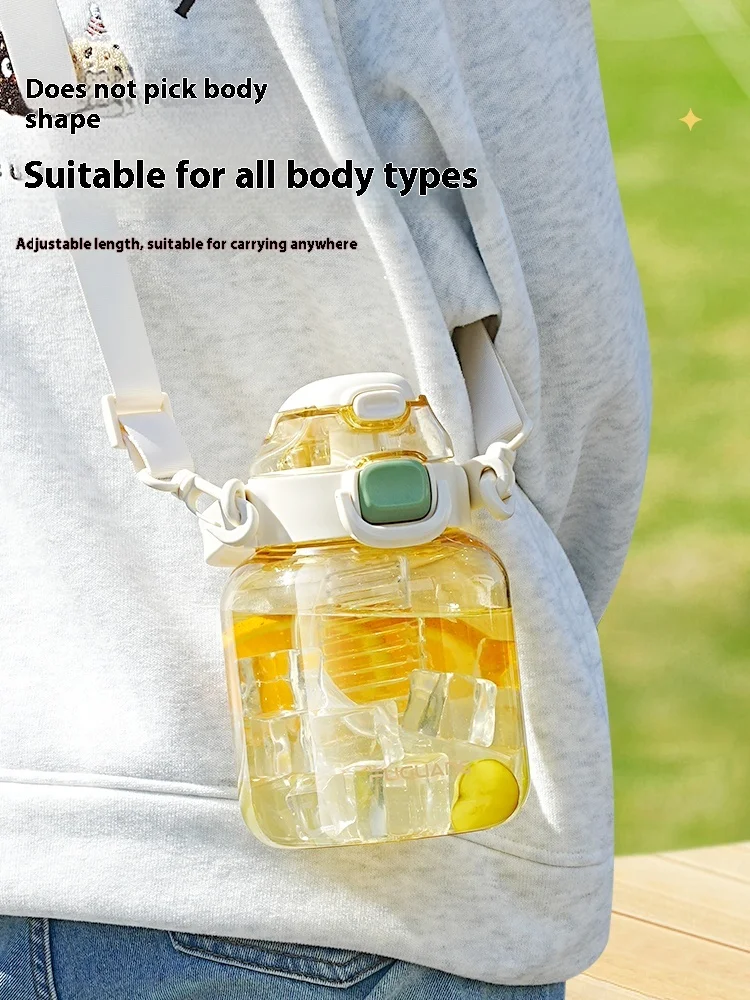 Large capacity water cup for women, children and students. Plastic sports water bottle, straw cup. Big-belly cup for summer