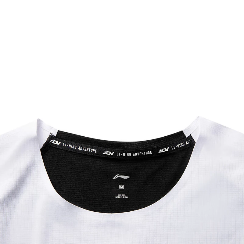 تي شيرت نسائي للجري من Li-Ning بقصة عادية جافة 88% بوليستر 9% صوف 3% إيلاستين ببطانة قابلة للتنفس في الهواء الطلق تي شيرت ATSV094
