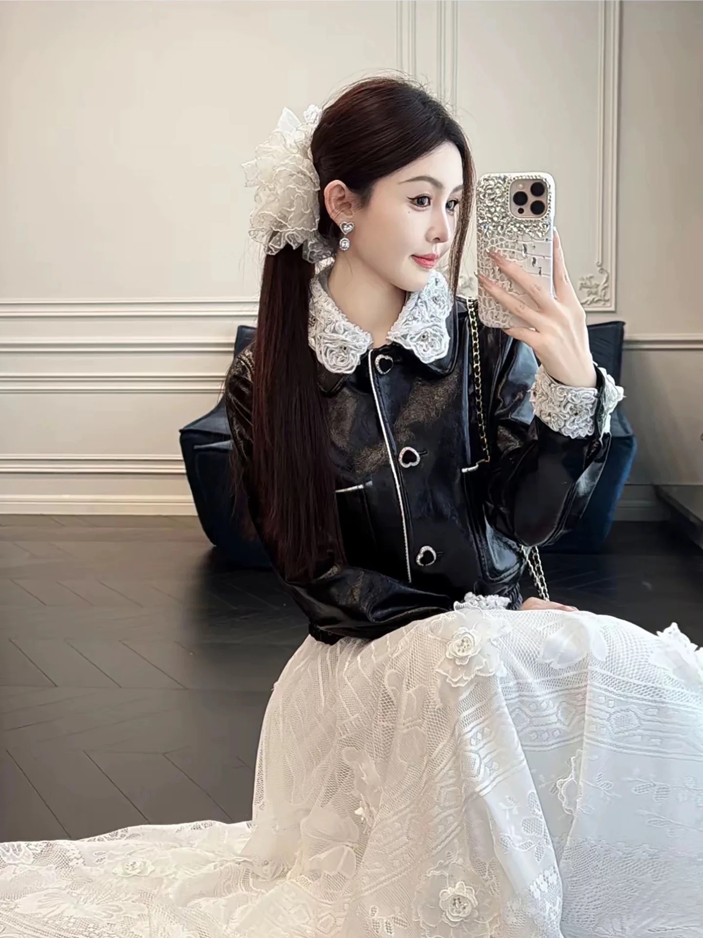 

Модная женская куртка из искусственной кожи с цветочной вышивкой и воротником со стразами, осенне-зимняя новинка, уличный стиль