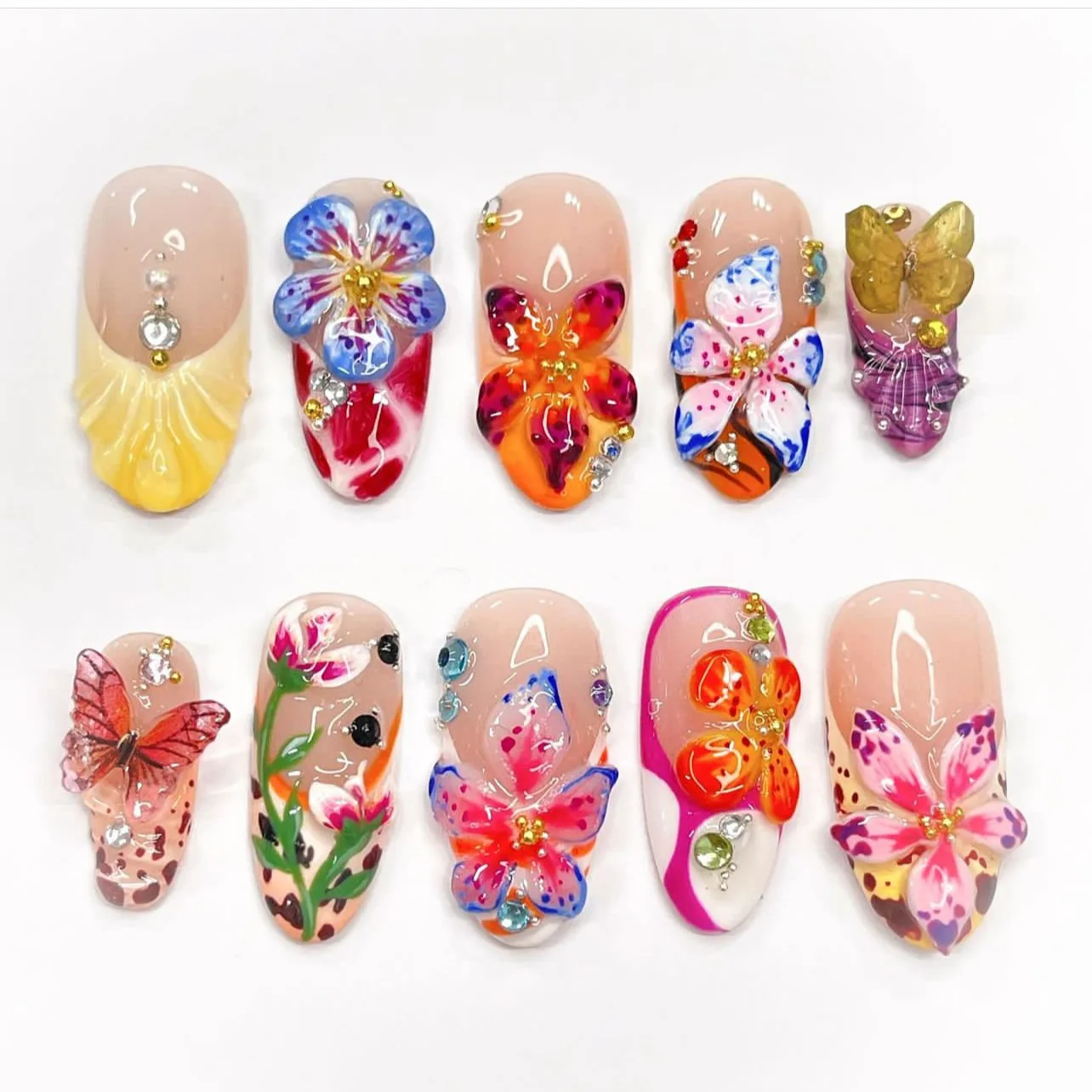 

3D Tropical Flower Press On Nails Rhinestone Butterfly French Fake Nails Colorful Reusable Nail Tips