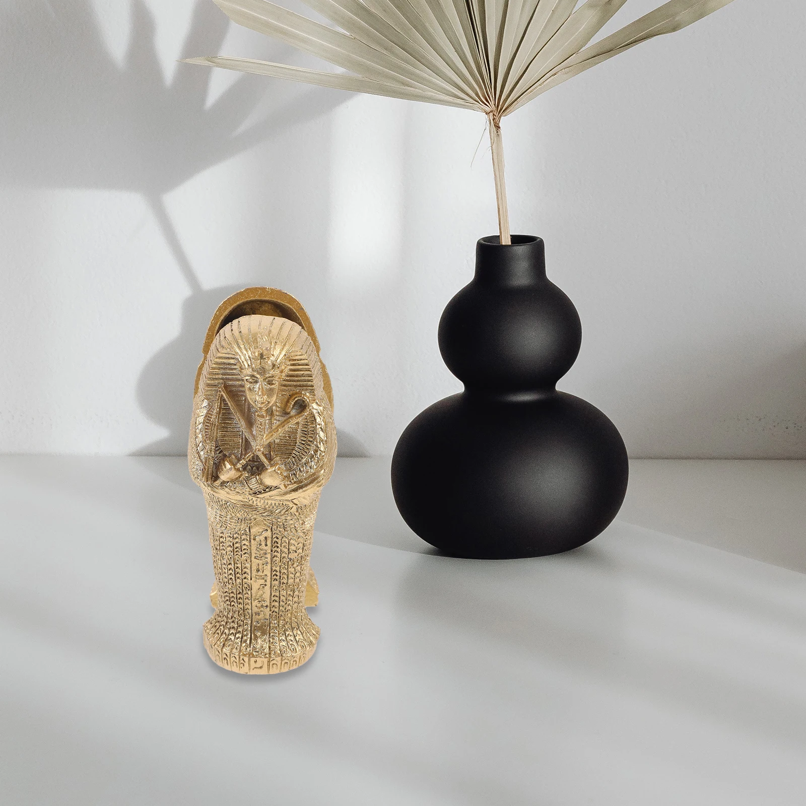 

Ancient Mummy Skull Ornaments Realistic Resin Statue Home Office Hotel Restaurant Decor Halloween SuppliesHaunted Decor