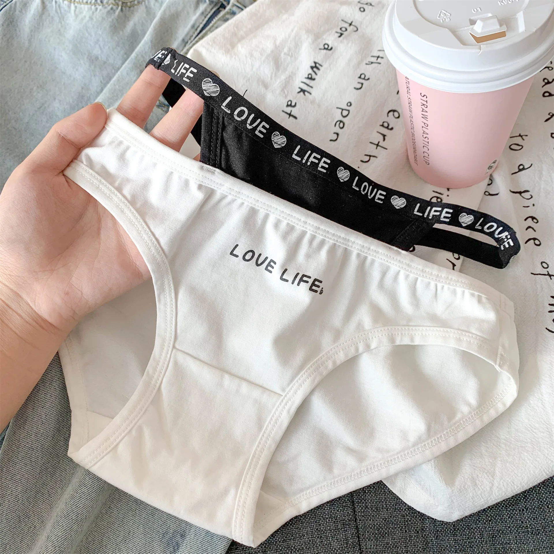 2023 Summer New Pure Desire Comfortable Sweet Soft Beautiful Girl Underwear Alphabet Stitching Mid-waist Briefs WOMEN Panties