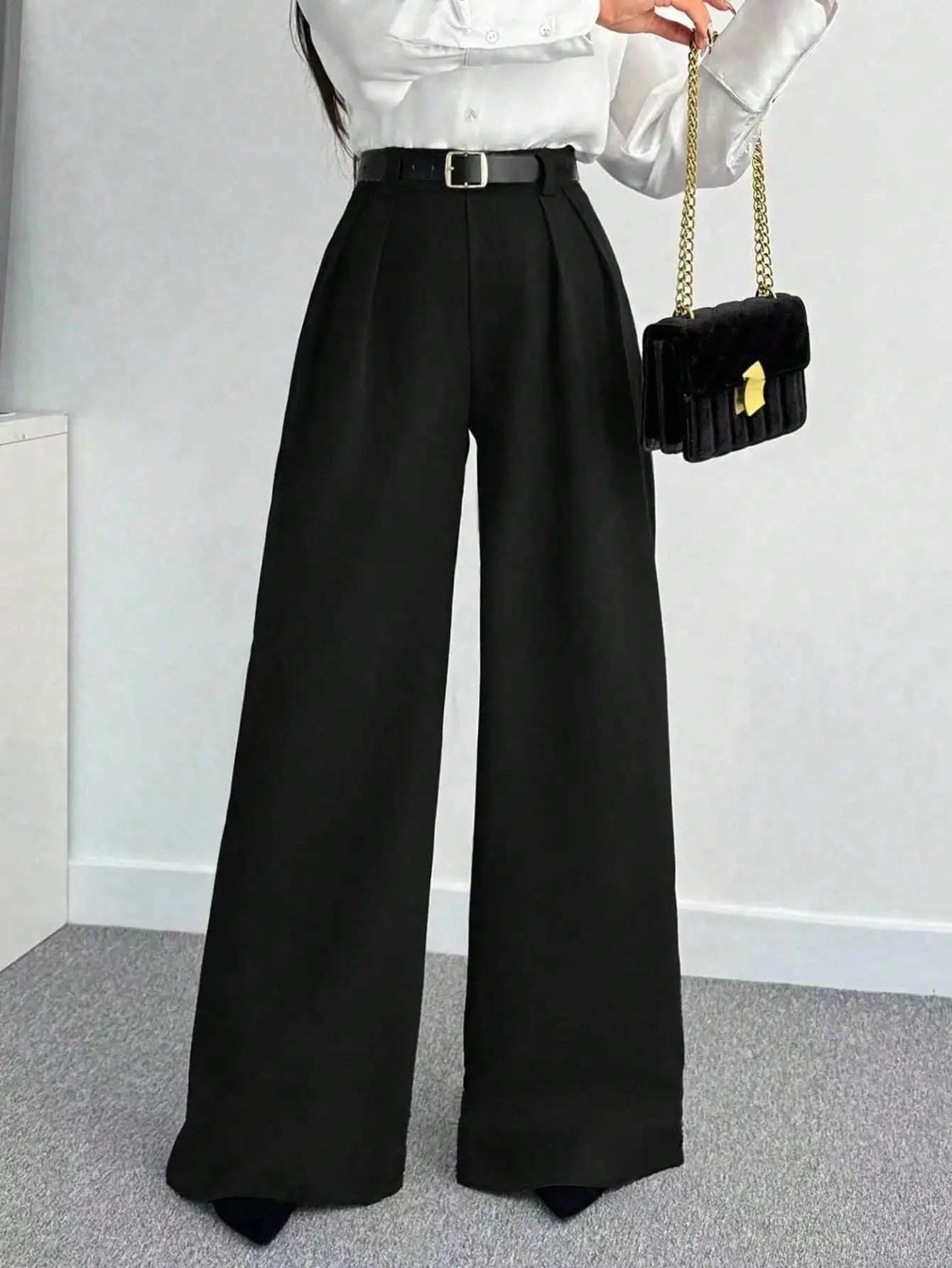 

Black Pleated High-Waisted Wide Leg Trousers for Women, Flowy Office Casual Pants