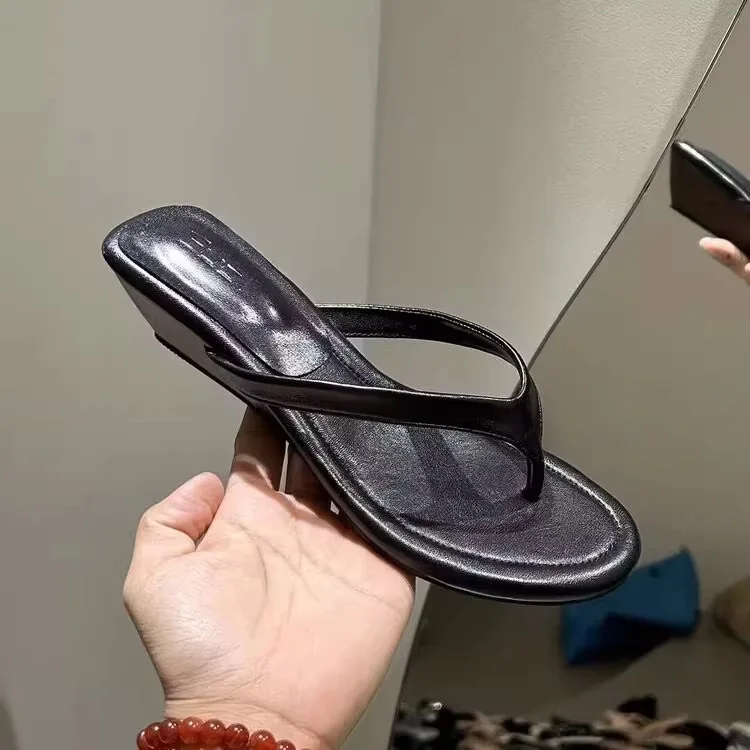 

2026Women's Slippers French Style Wedges Heel Platform Sandals Women's Flip-flops Summer Pinch Toe Cool Slippers Chaussons Femme