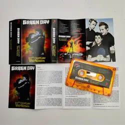 Alternative Rock Green Day Billie Joe Music Tape 21st Century Breakdown Album 21 Guns Soundtracks Box Cosplay Walkman Cassettes