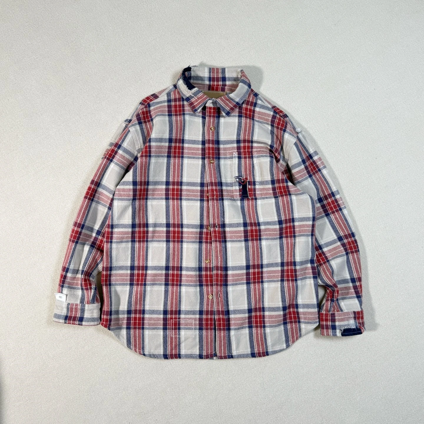 

Мужская повседневная классическая рубашка-поло из плотного хлопка в клетку с эффектом потертости и пэчворком, осенняя коллекция Wu Wen Le