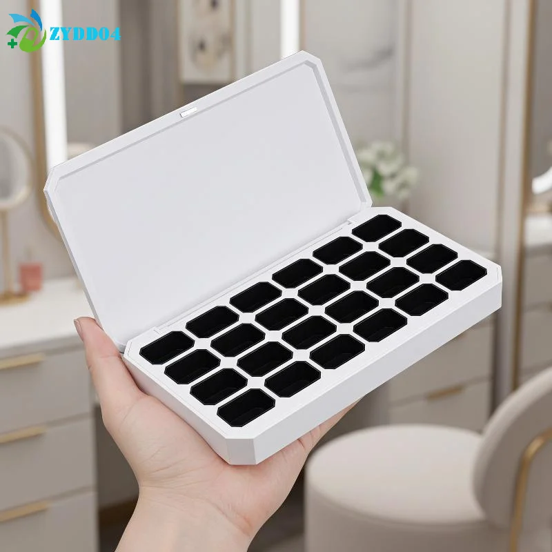 ●Magnetic Empty Nail Storage Organizer 24 Grids Lightweight Case for DIY Manicure Fast Painting Home Nail Art Creation