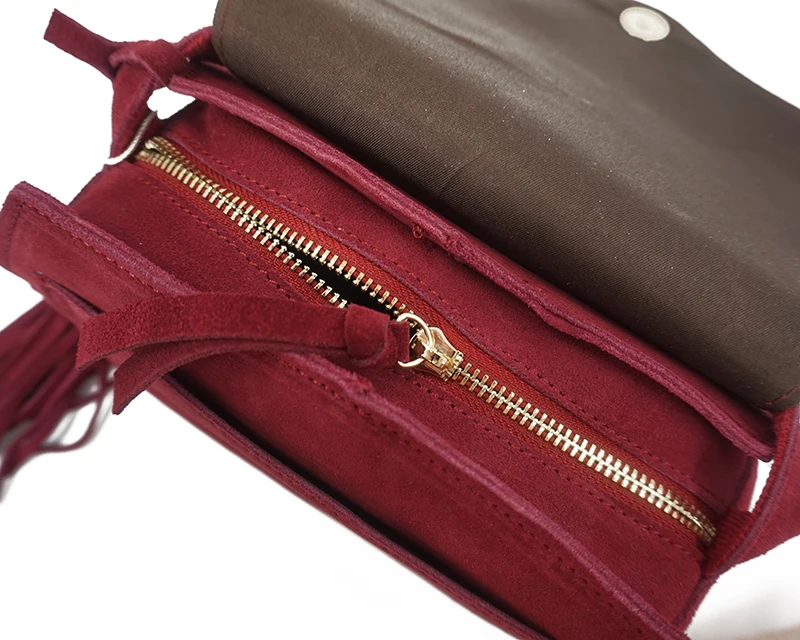 Borsa da sella da donna in vera pelle scamosciata di piccole dimensioni per il tempo libero Borsa a tracolla a tracolla laterale bordeaux con frange
