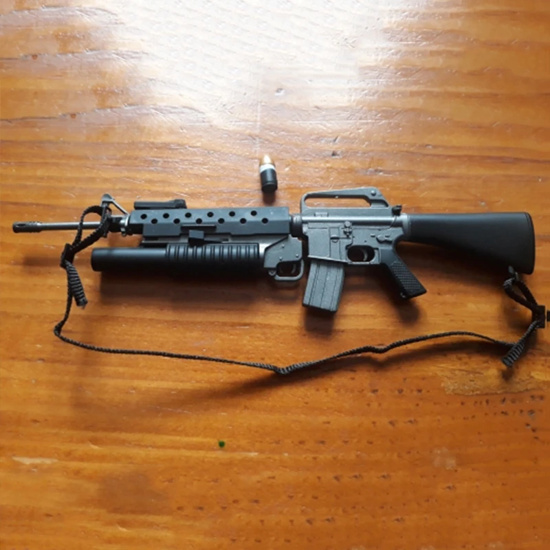 Na stanie Figurka żołnierza w skali 1/6 z wojny w Wietnamie, model karabinu M16, akcesoria do figurek akcji żołnierzy 12-calowych, dekoracja.
