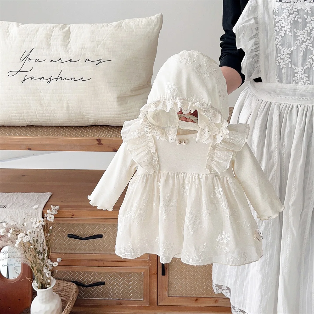 2026 Baby Spring and Autumn New Product Baby Romper Newborn Hundred Days Full Moon Sweet Bow Dress