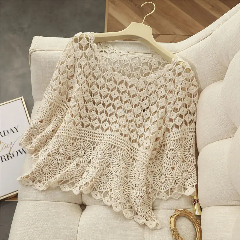 Summer hollow lace t shirt women half-sleeved shirt Western-style top loose all-match blouse sunscreen beach t shirt female