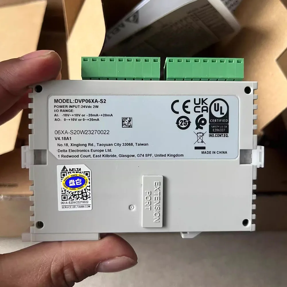 

Dleta PLC DVP06XA-S2 S series upgrade independent COM terminals hybrid analog I/O module