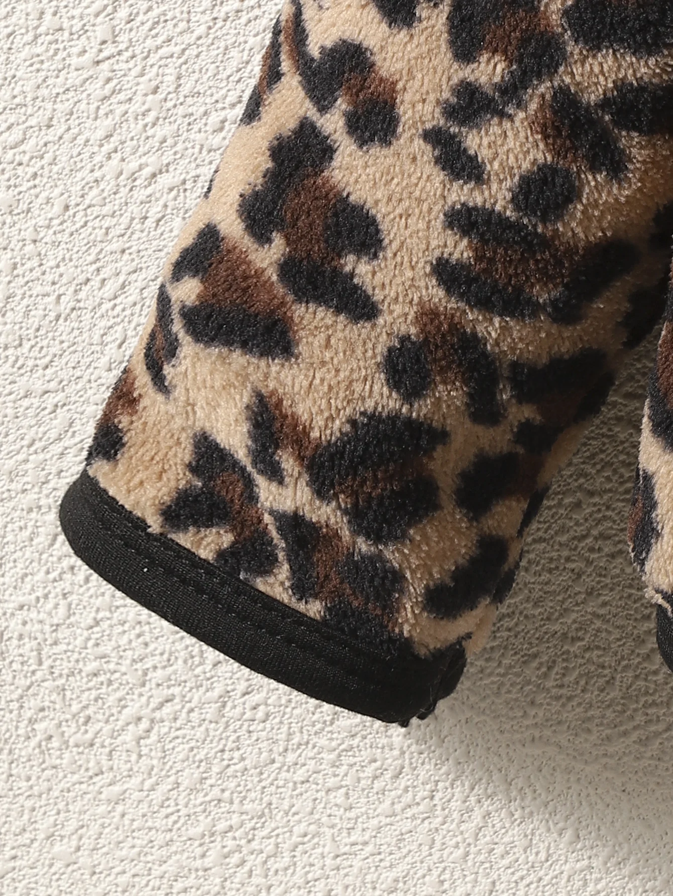 Autumn And Winter Boys And Girls Coat Round Neck Long Sleeve Leopard Pattern Zipper Warm Top Fashion Kids