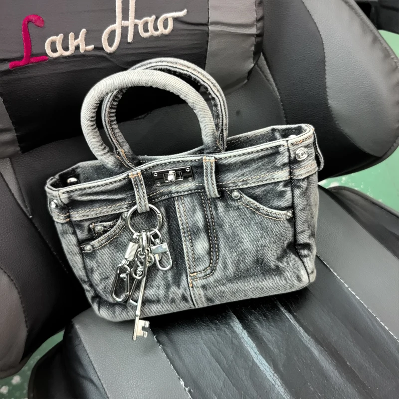 Denim Lock Bag 2024 Summer New Women's Bag Platinum Square Bag Spliced ​​shoulder Armpit Portable Small Square Bag Trendy Bag