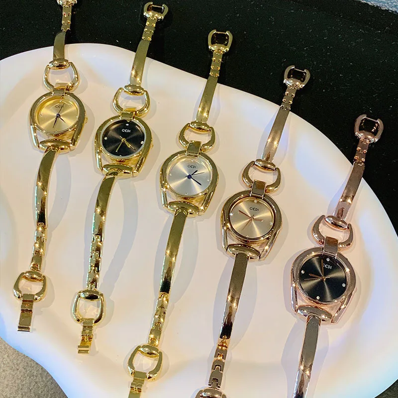 سلسلة جديدة ساعة خفيفة فاخرة مزاجه ساعة نسائية موضة سوار ساعة متخصصة الراقية هدية للمجوهرات النسائية الصديقة