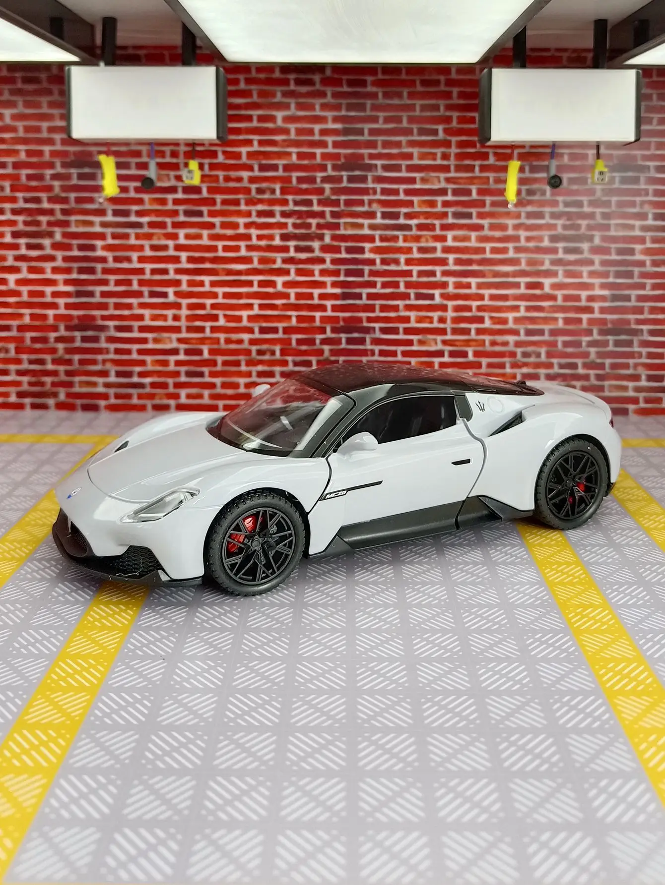 

1:22 mc20 Legierung Sportwagen Modell Druckguss Metall fahrzeuge Automodell hohe Simulation Sound und Licht Kinder Spielzeug Ge