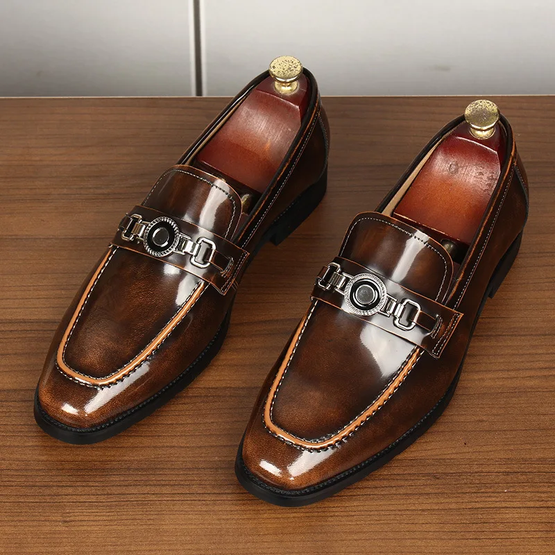 New men's leather shoes for formal wear, business and leisure, loafers, one foot kick, top layer cowhide, versatile men's shoes