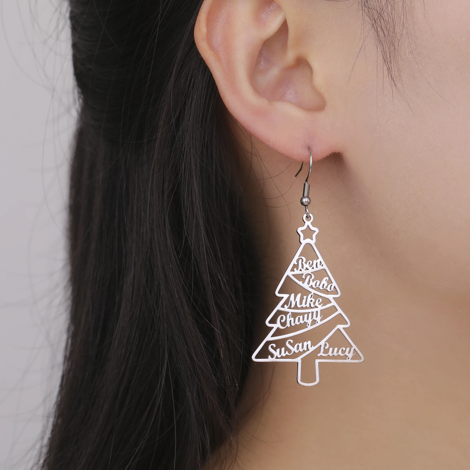 Рисунок 5 - Серьги с элементами рождественской елки на заказ