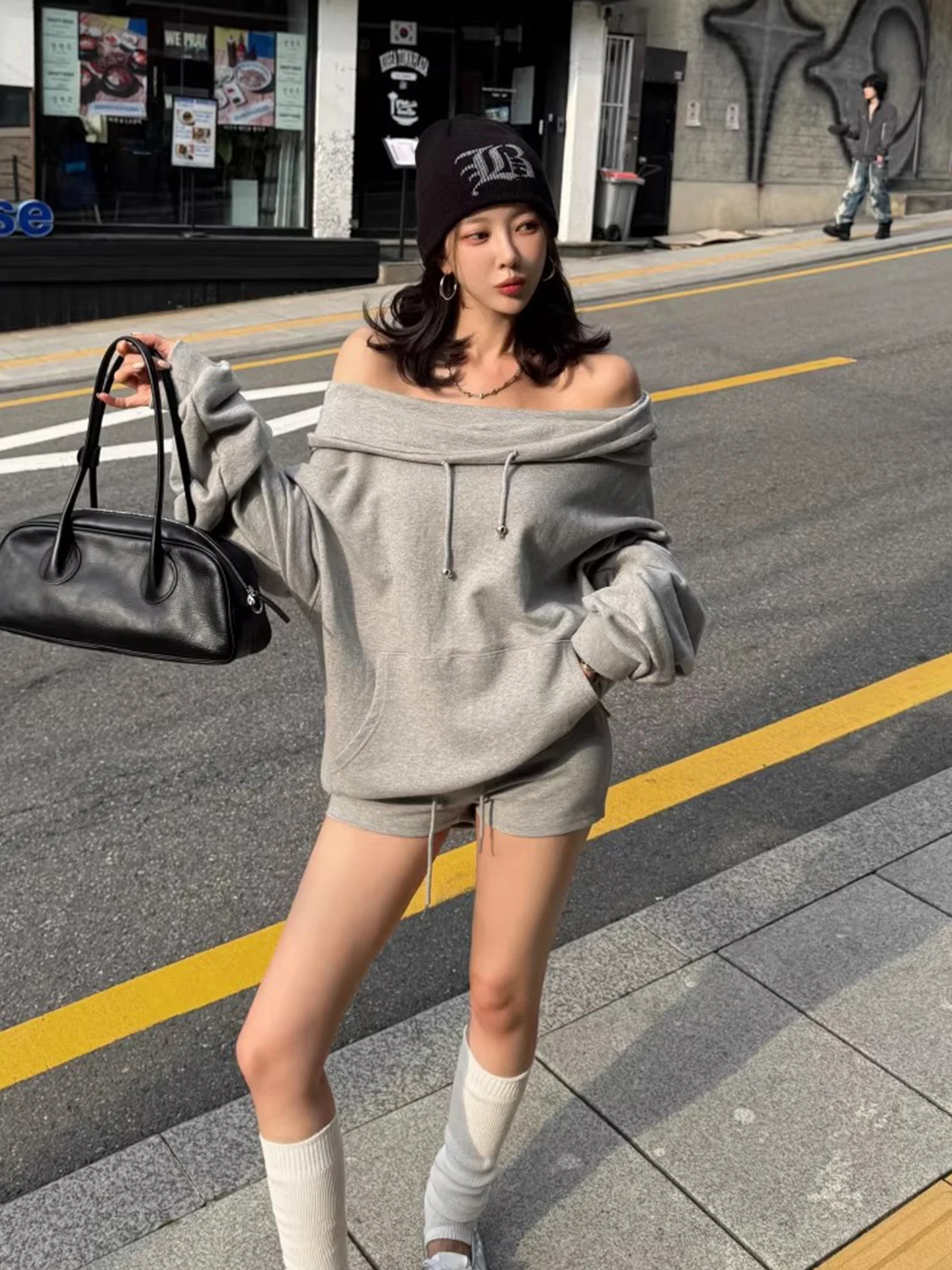 Chic Autumnal Felpa con cappuccio One-oulder Dstring Set da donna con vita alta Dimagrante ort Design alla moda Pendolari Sle