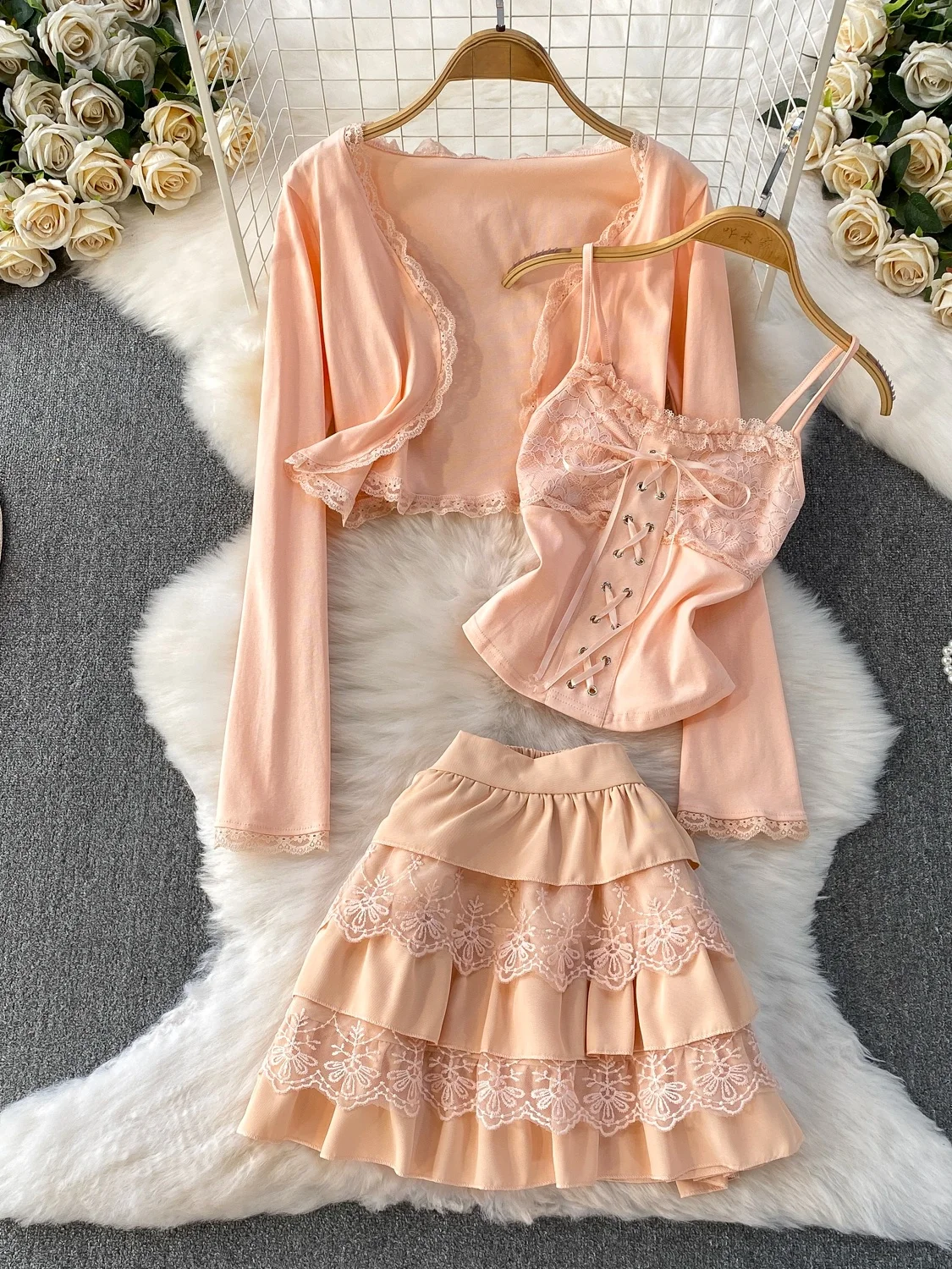 

Розовый кружевной открытый кардиган Jaet + ремешок + юбка с высокой талией, комплект из футболки, летняя одежда Sweet Sle Girls Faion