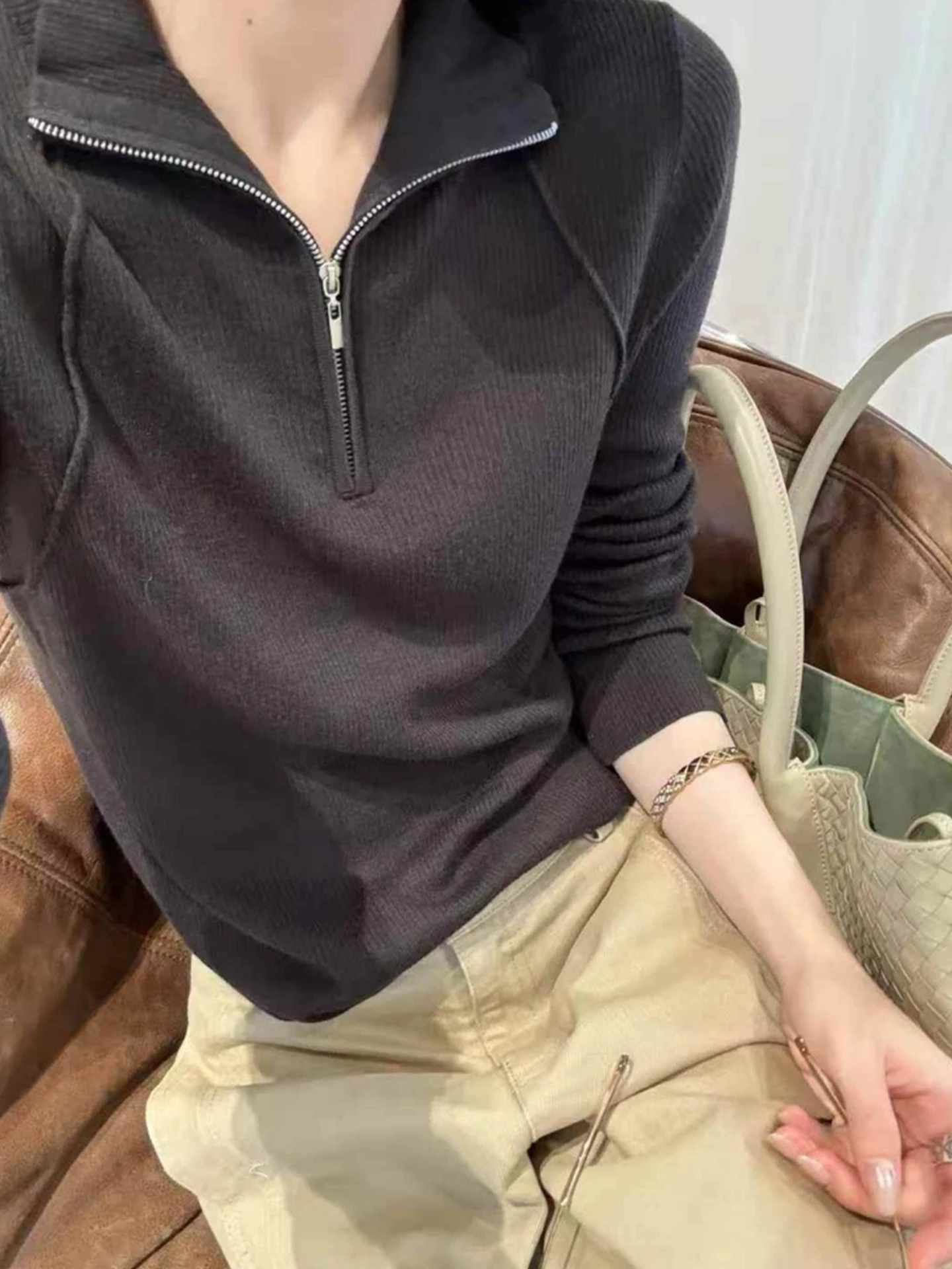 เสื้อไหมพรมถักทรงยาวแบบเรโทร มีซิป สวมใส่สบาย ช่วยให้ดูผอมเพรียว เสื้อผู้หญิงแฟชั่น ใส่เป็นเสื้อตัวในได้ เหมาะสำหรับฤดูใบไม้ร่วงและฤดูหนาว