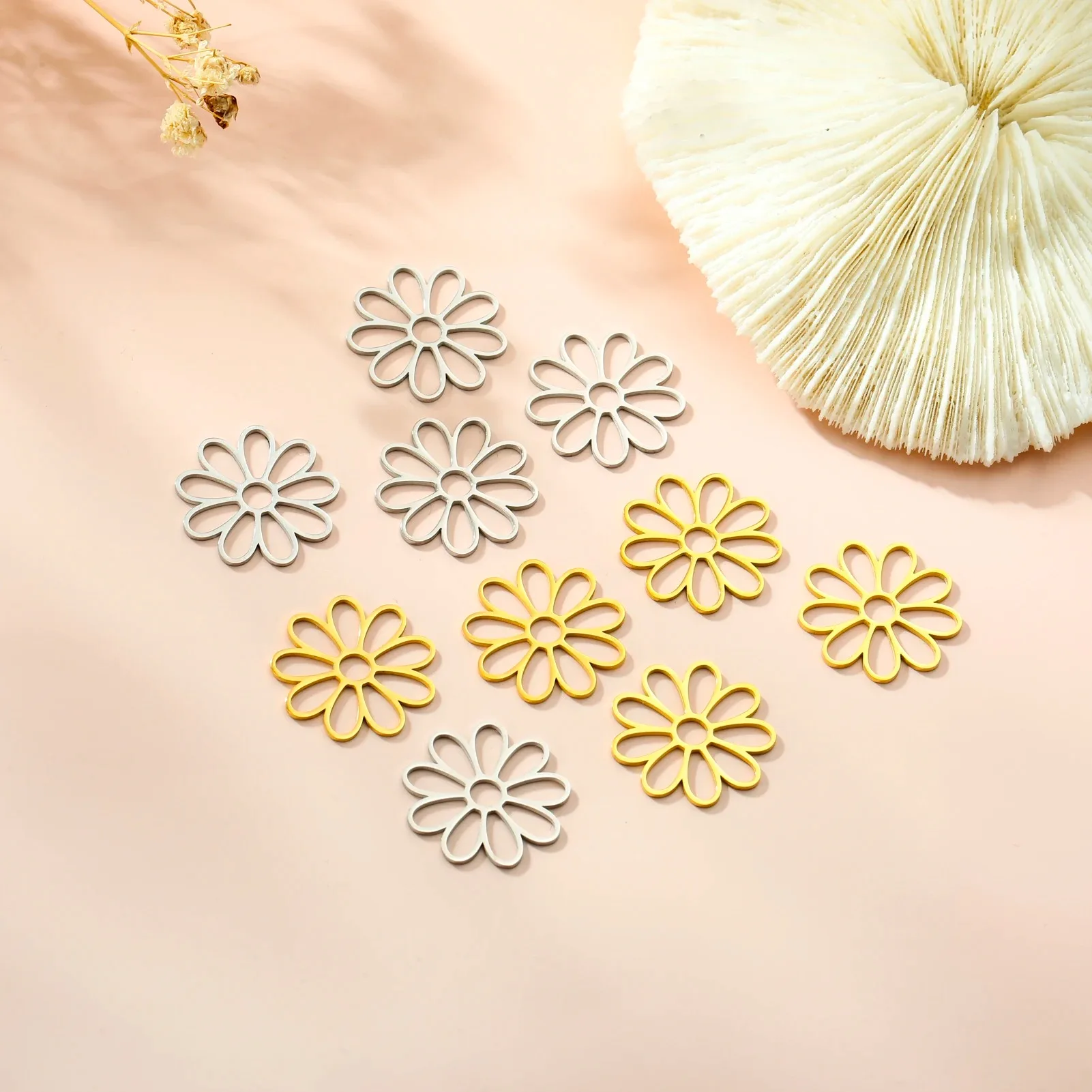 EUEAVAN 5 stücke Edelstahl Blume Charms Blüte Pflanze Anhänger Frauen Halskette Ohrringe Armband DIY Handwerk Zubehör Großhandel – Detail 5