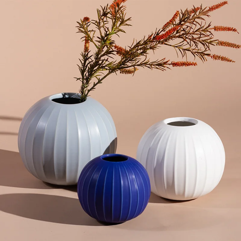 

Home Garden Decoration Nordic Ins Creativity Morandi Stripes Ceramic Vase Desktop Classical Fashion Green Planting Ornaments