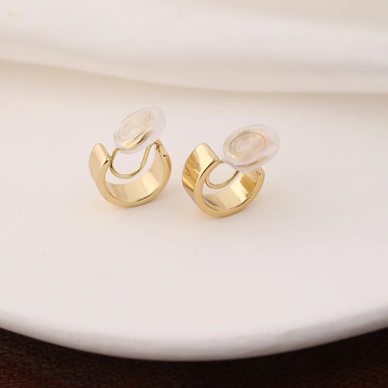 GRACE JUN New Arrival Gold Color Clip on Earrings No Pierced for Women Hoop Earrings Cuff Ear Clip Charm Jewelry Stud Earrings