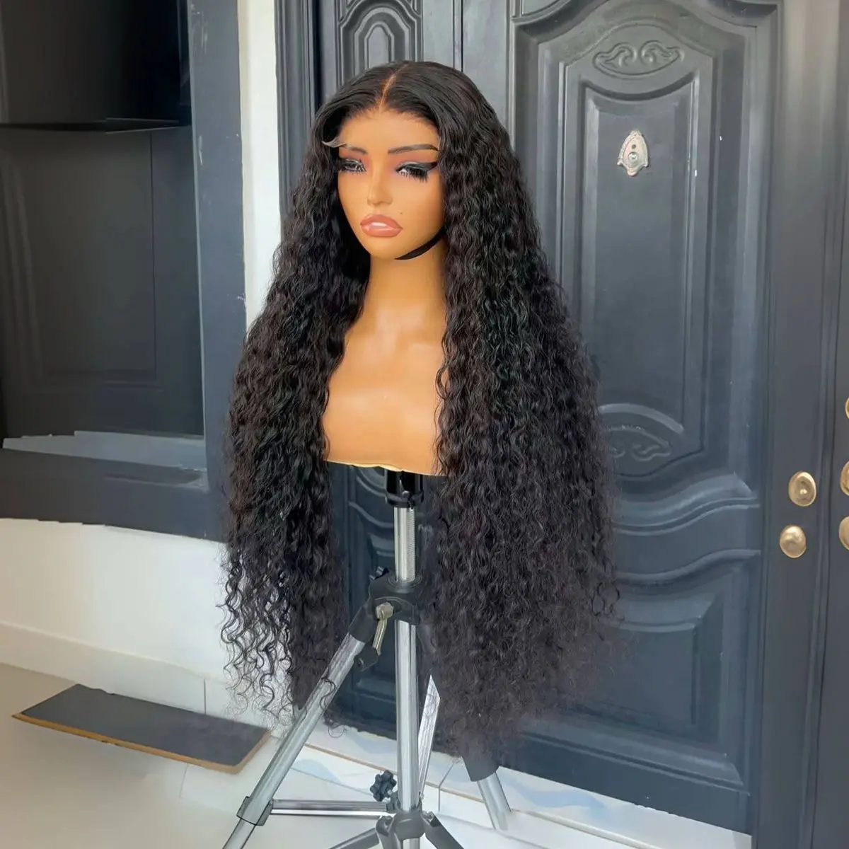 Water Wave Black Color 13X4 Lace Frontal Synthetic Guleless Wig For Women Preplucked With Baby Hair Cosplay Daily Drag Queen