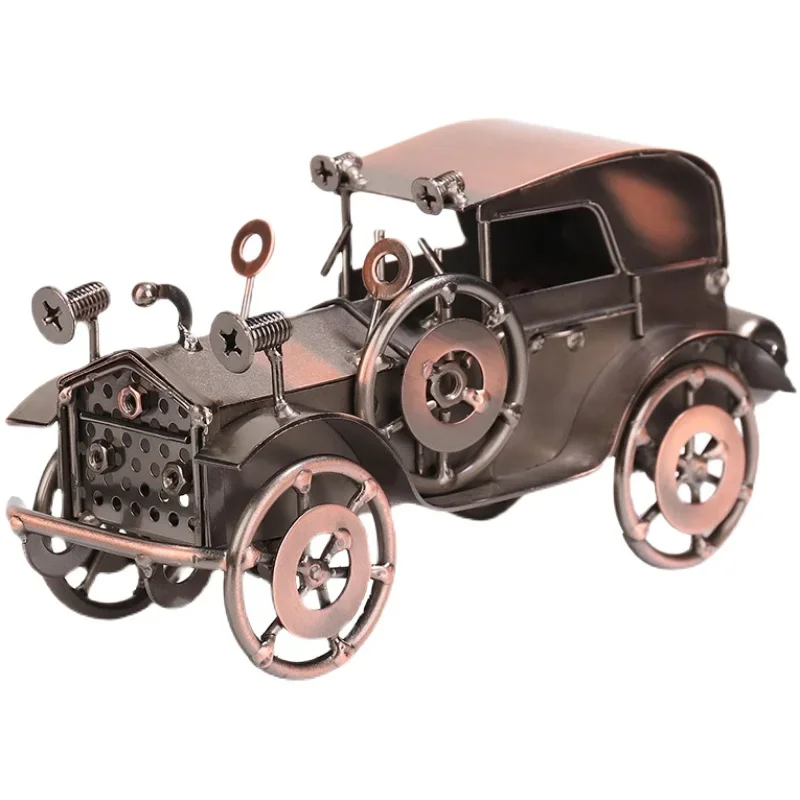 Retro Ornaments Nostalgic Old Object Military Commemorative Classic Car Model European, American and French Style Desktop Metal