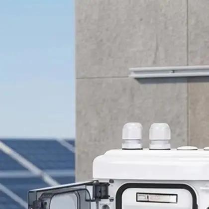 Outdoor Rated DC500V Solar Combiner Box with 40A DZ47Z Breaker IP65 for Protection and Integrated 2P 40KA Suppression