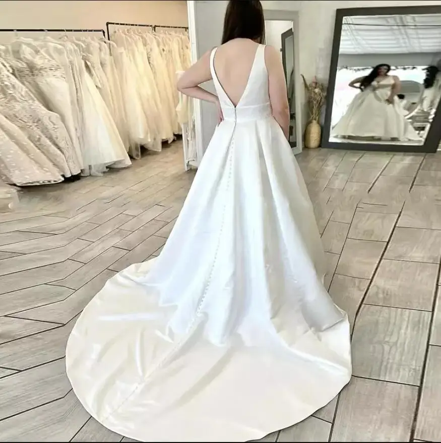 Vestidos de novia elegantes con cuello en V, vestidos de novia largos sin mangas de satén, línea A