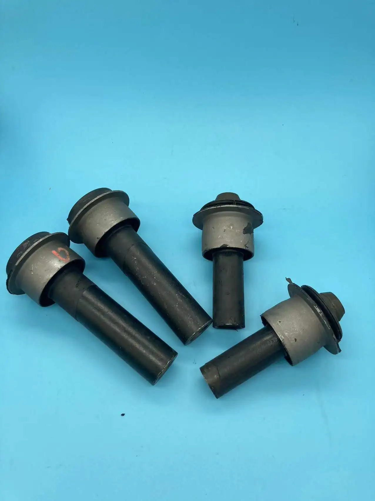 

For NISSAN QASHQAI X-TRAIL Front Axle Liner Front Bracket Rubber Sleeve 1PCS
