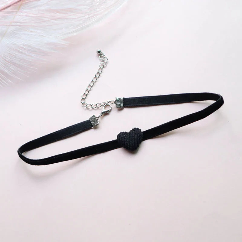 Women's Lace Choker Necklace with Leaf Flower Design Sparkling Heart Velvet Snowflake - Fashion Jewelry Accessory