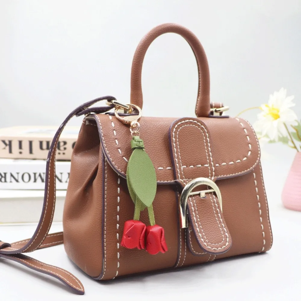 

Cute Sweet Tulip Bag Pendant PU Leather Korean Style Car Key Chains Bag Charms Dopamine Fresh Backpack Decoration Lady