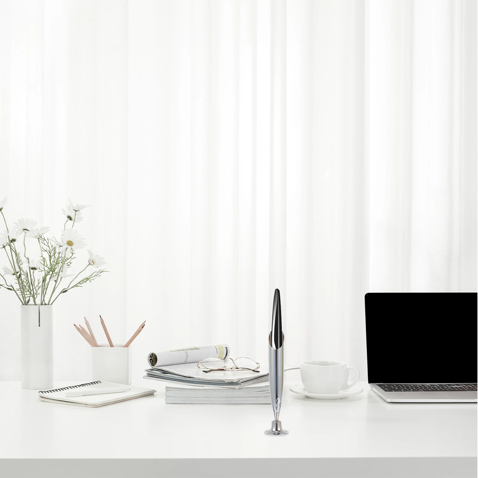 

2 Pcs Pen Desk Fixed Socket European Style Holder Hilder Stand Metal Quill Creative