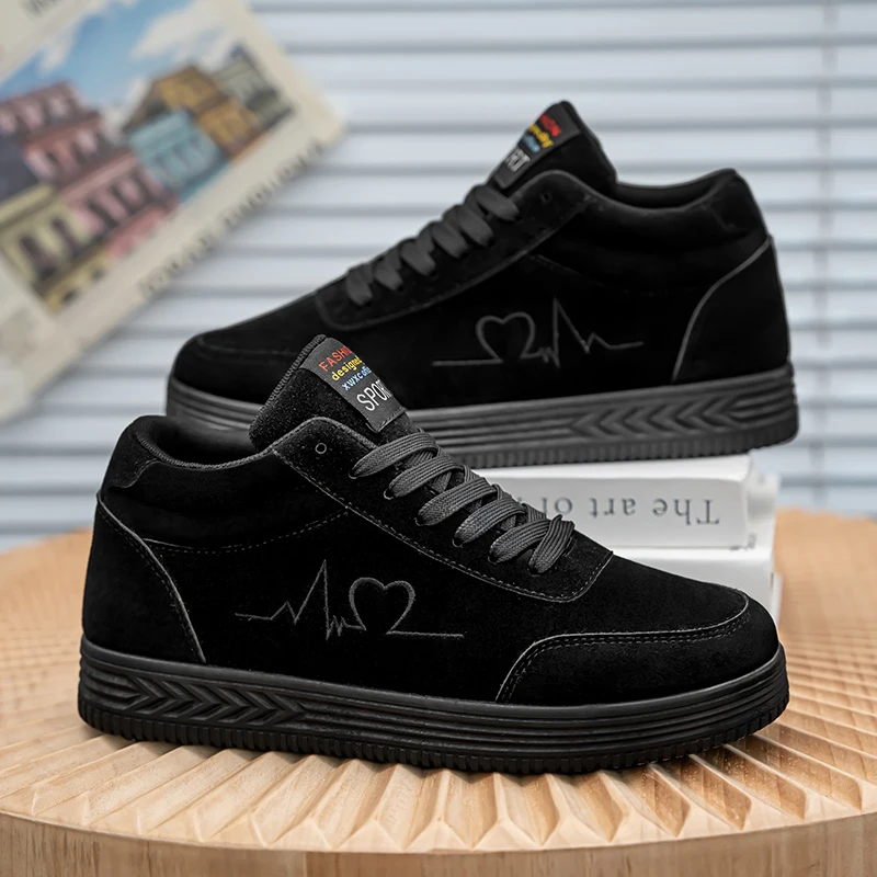 Couple Sneakers Men Women Lover Flat Casual Outdoor Trendy Walking Shoes Lace-up Comfortable Wear-resisting Skate Shoes for Men - Image 2