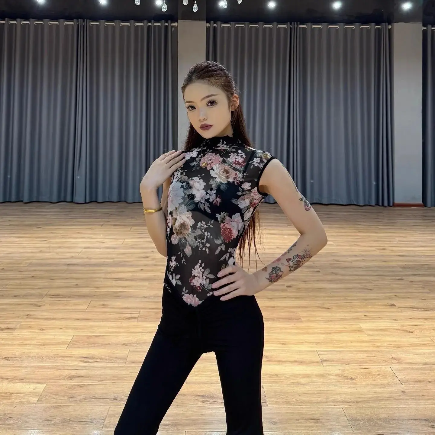 2025 女性ラテンダンスモダンダンス衣装ヒョウ柄ハイネックジャンプスーツ練習服社交ダンス服 DN21902