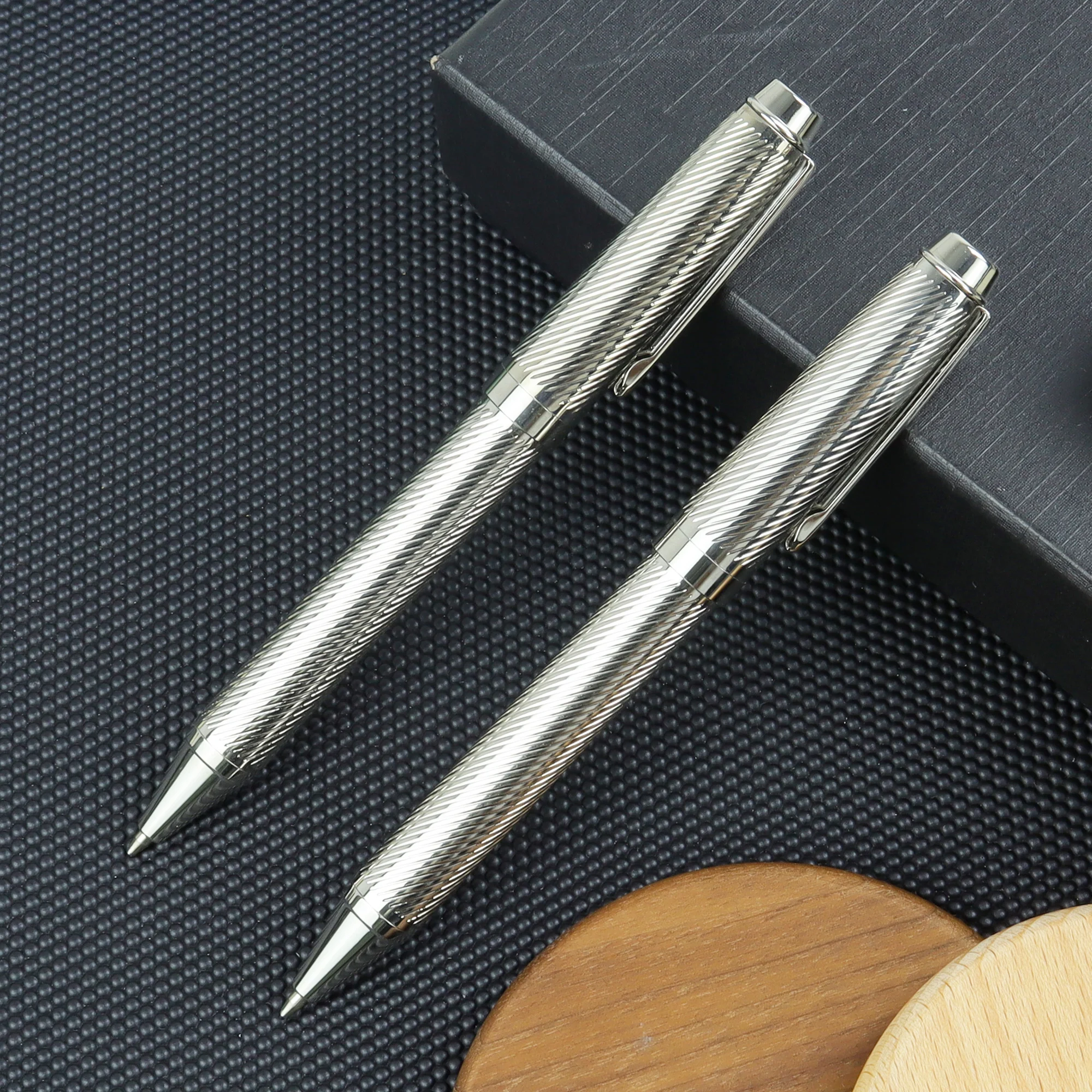 2 Pcs Luxury Silvery Metal Ballpoint Pen,Exquisite Twill Pen Body,2 Gift Boxes Optional ,Black Ink,Office School Stationery