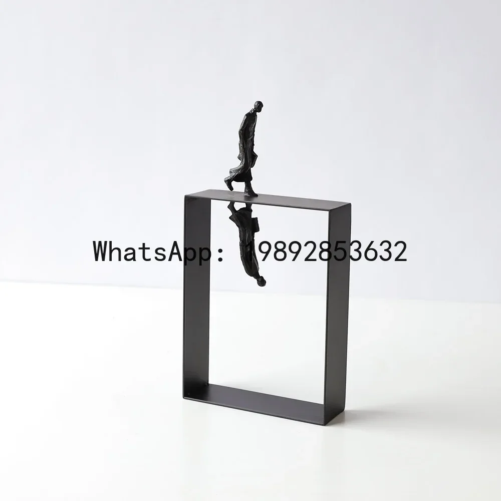 

a17 Resin Handicrafts Abstract Figure Sculpture Reflecting Portrait Encounter Ornament Decorative Figurines Home Decoration