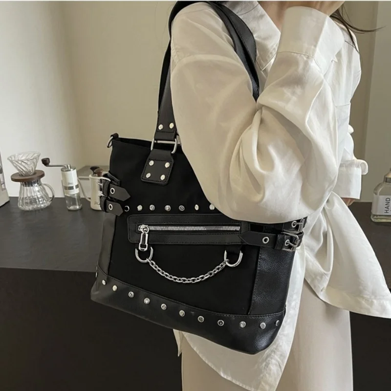 Spicy Girl Rivet Fashion Women's Tote Bag Large Capacity Versatile Design Shoulder Bag Top Handbag Chain Buckle Crossboday Bags