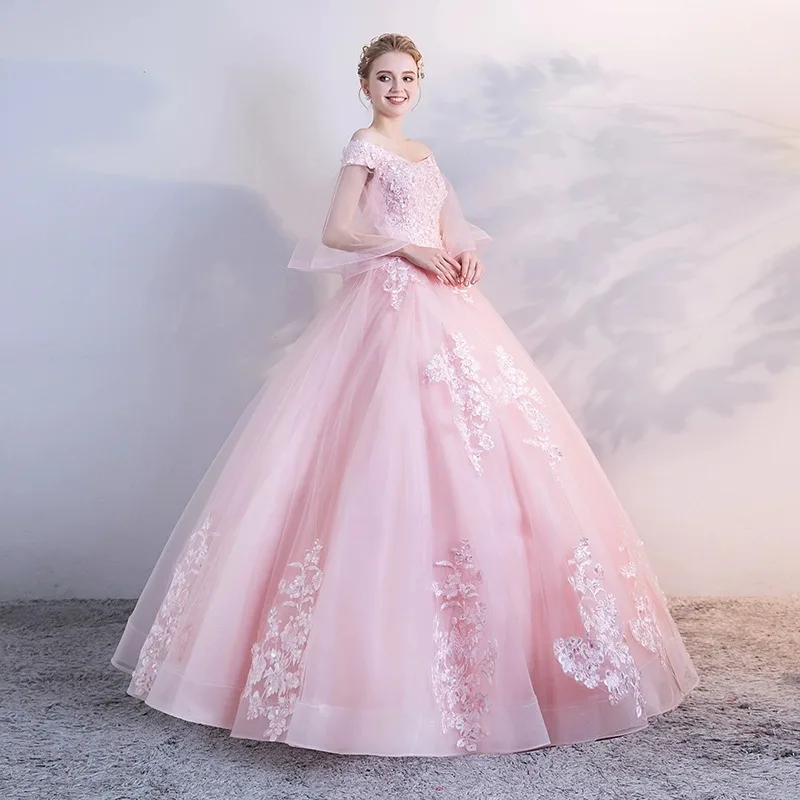 Lichtroze Quinceanera-Jurken Kant Geappliqueerd Van De Schouder Feestjurk Zoete Baljurk Klassieke Kanten Prom Dress Plus Size