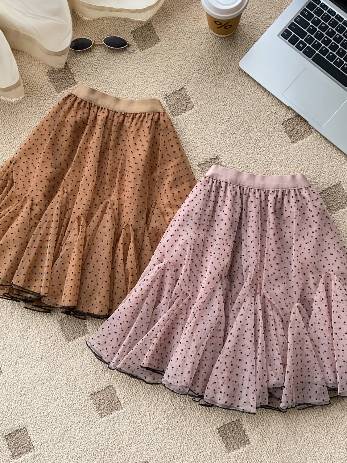 

Women's High Waist Polka Dot Y2K Pink Skirt Vintage Korean Style A-Line Mini Skirt Mesh Tutu Short Skirt for Women Summer 2026